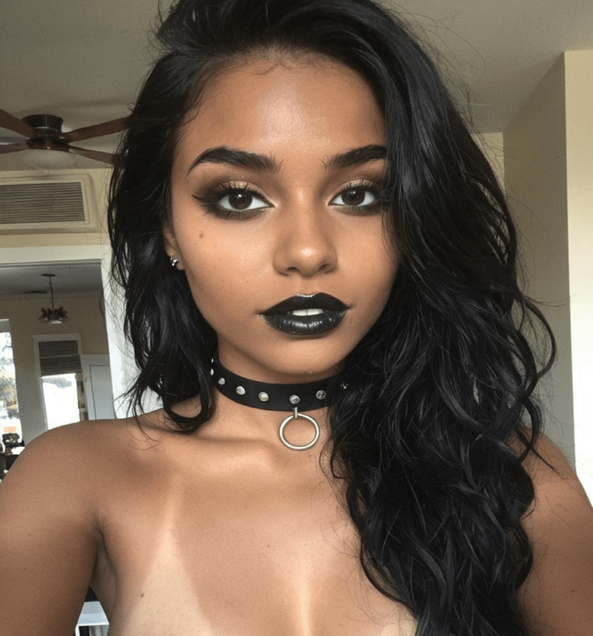 Aalia, "Photographie", 2024 / 15 x 20 - Carmellove