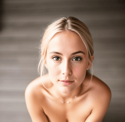 Þórey, "Photographie", 2022 / 15 x 20 - Carmellove